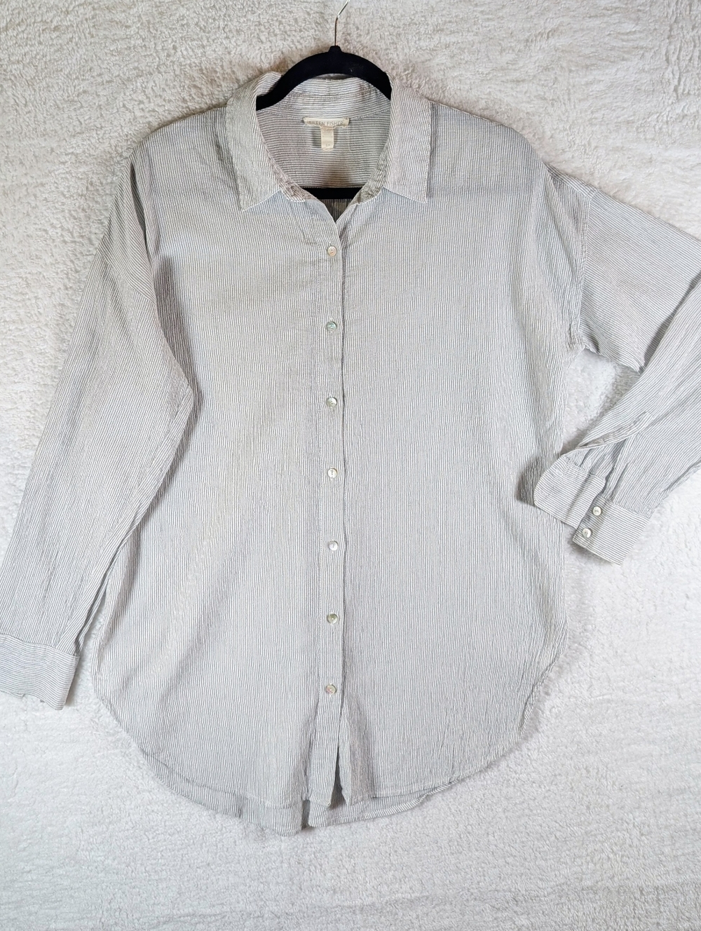 451-Eileen Fisher Light Gray Pinstripe Button-Down Shirt‎